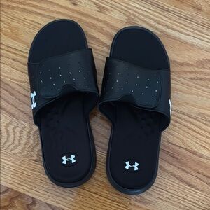 Under Armour Black Slides with Logo